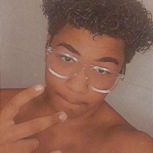 Meet your Posher, Keegan